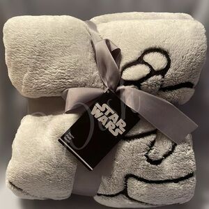 Disney StarWars Galaxy’s Edge Han Solo in Carbonite Throw Blanket